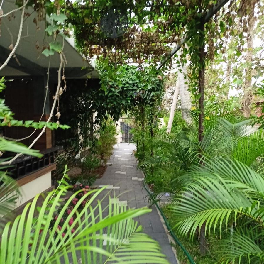 Apartamento Leaf Garden Retreat Varkala Exterior foto